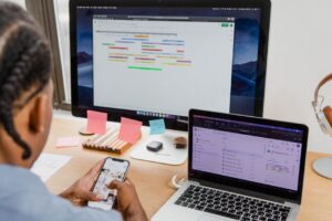 Como integrar diferentes aplicativos para maximizar sua produtividade no trabalho