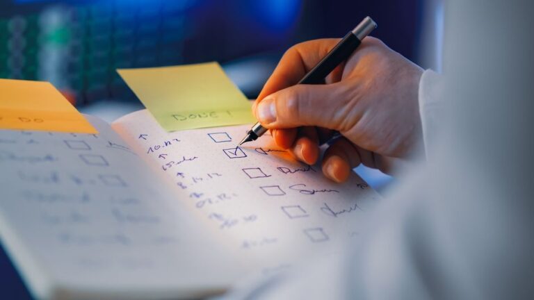 Como montar um sistema GTD no celular com Todoist e Google Agenda: passo a passo, rotinas diárias e templates gratuitos